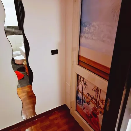 Visconti Loft House 164 דירה